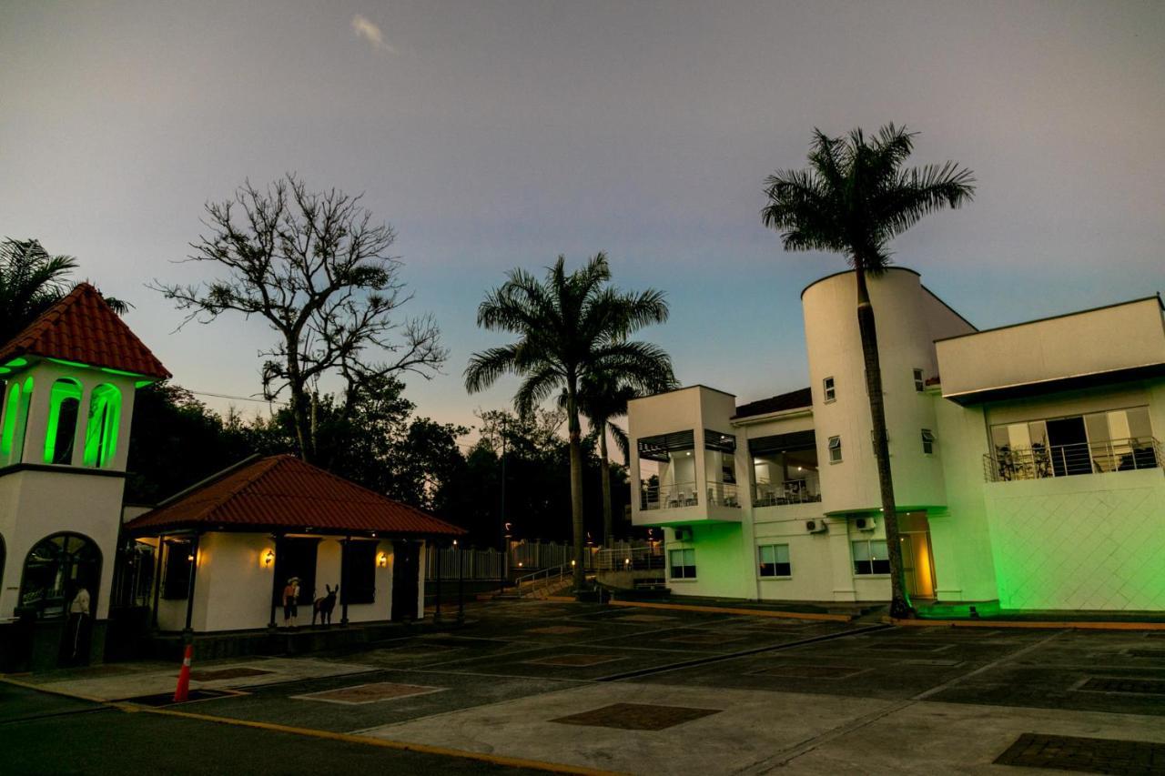 Hotel Palma Verde El Edén エクステリア 写真